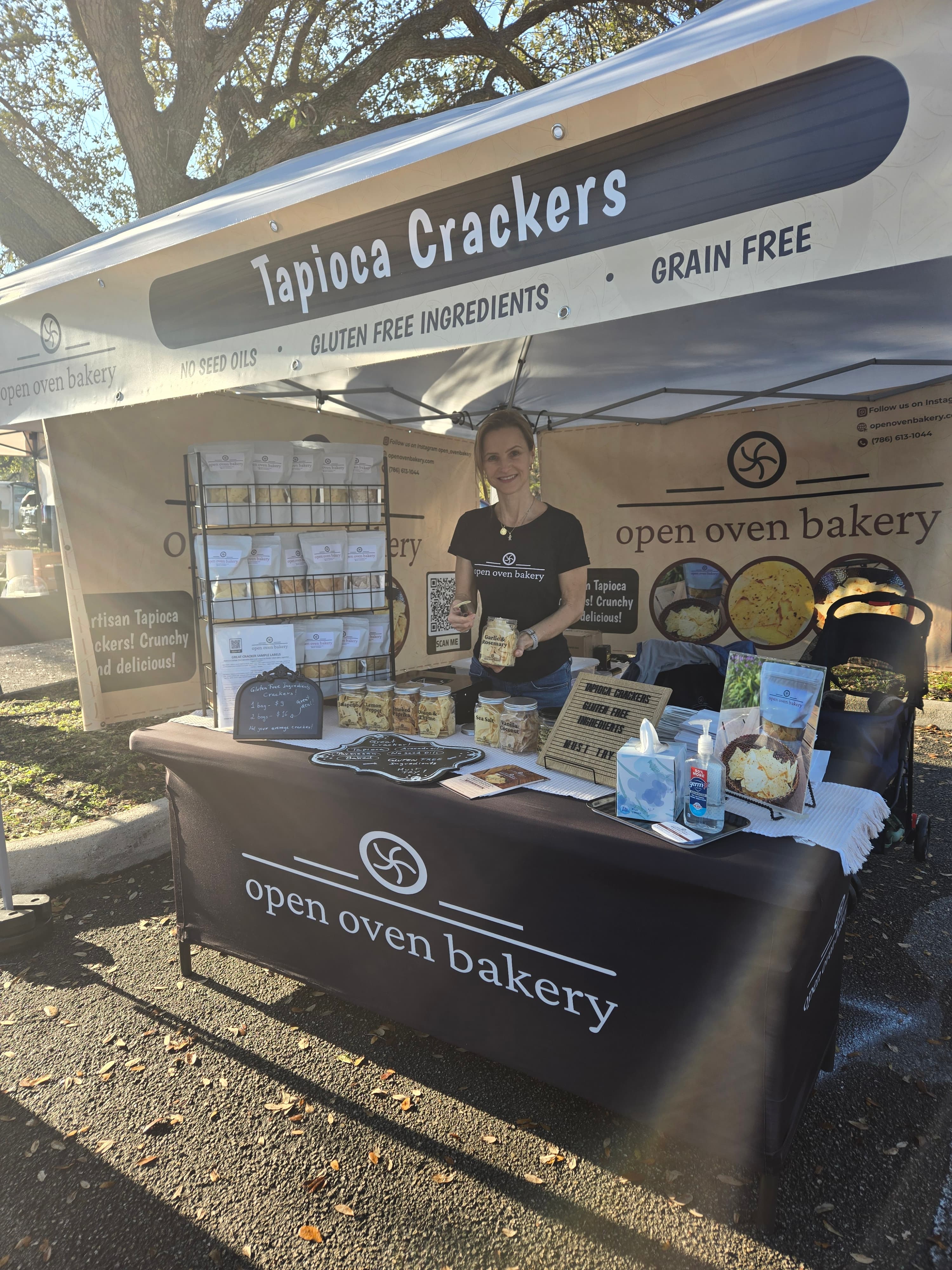 Open Oven Bakery at the farmers market