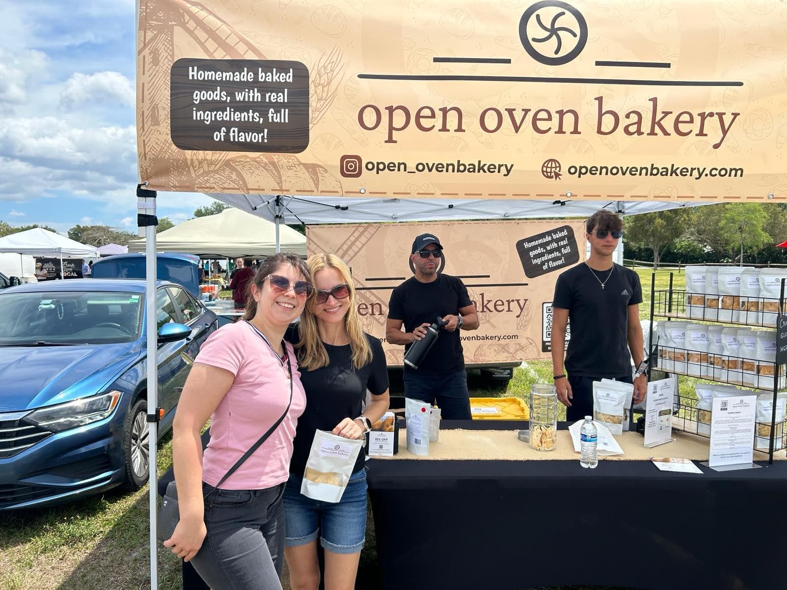 Open Oven Bakery at the farmers market